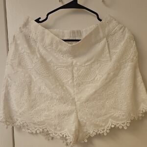 Skies Are Blue White Lace Women Shorts